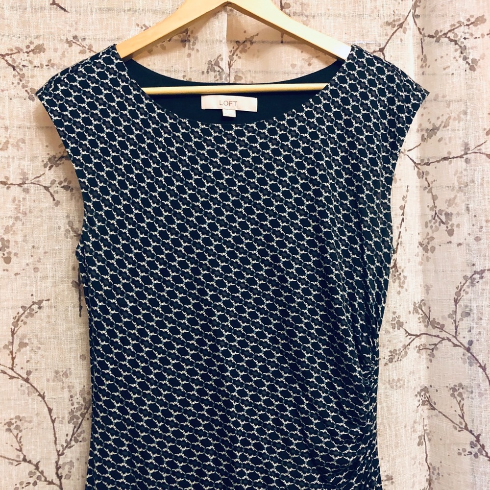 Ann Taylor Loft blue print jersey cap sleeve dress